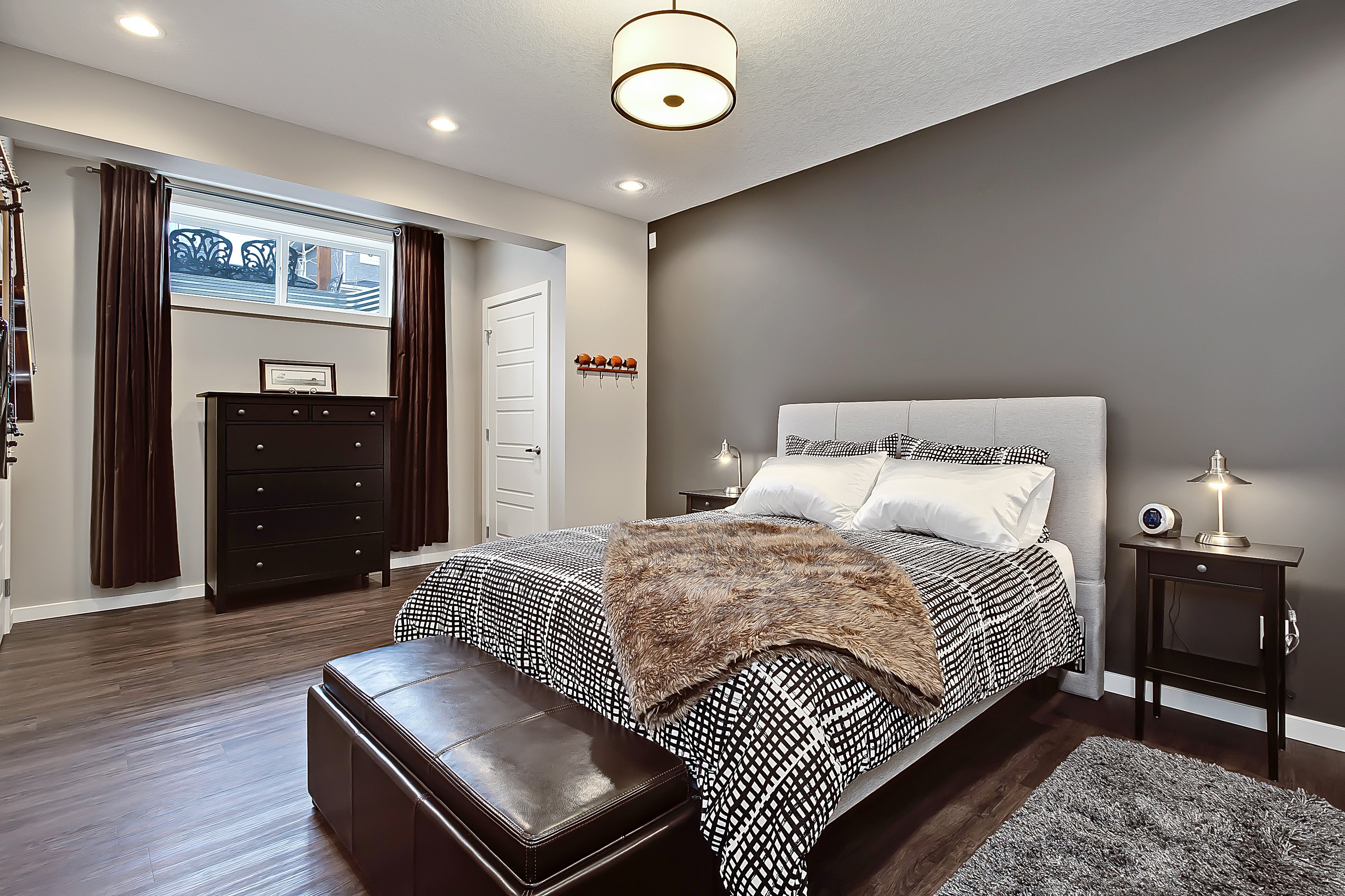 Aspen Summit Manor