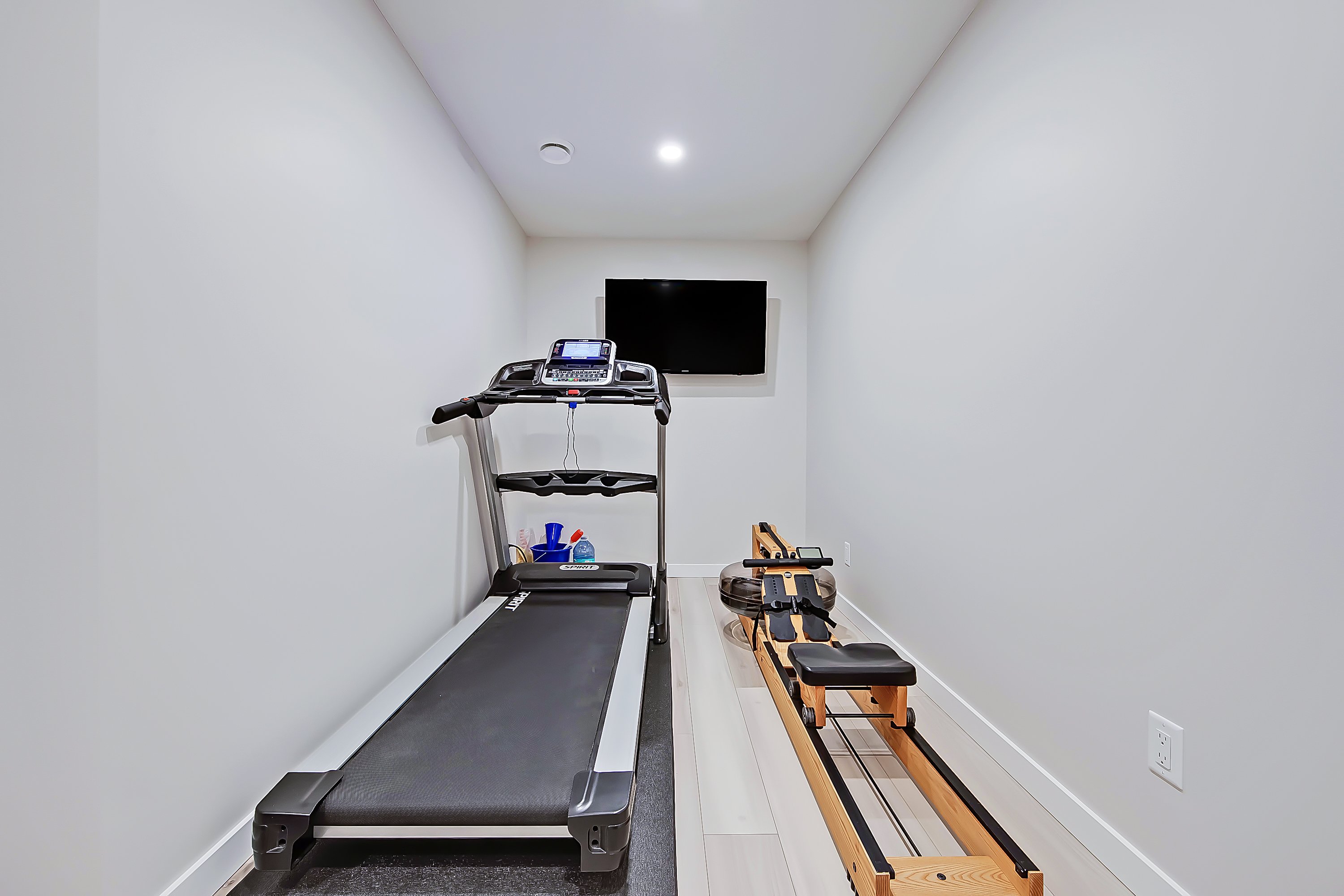 Basement gym 12 copy.jpeg