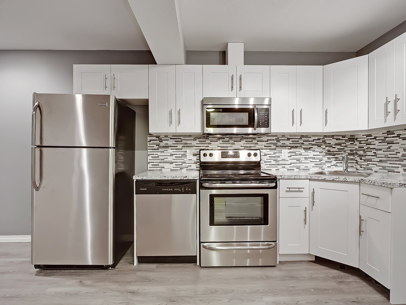 Basement Suite Calgary 14 copy.jpg