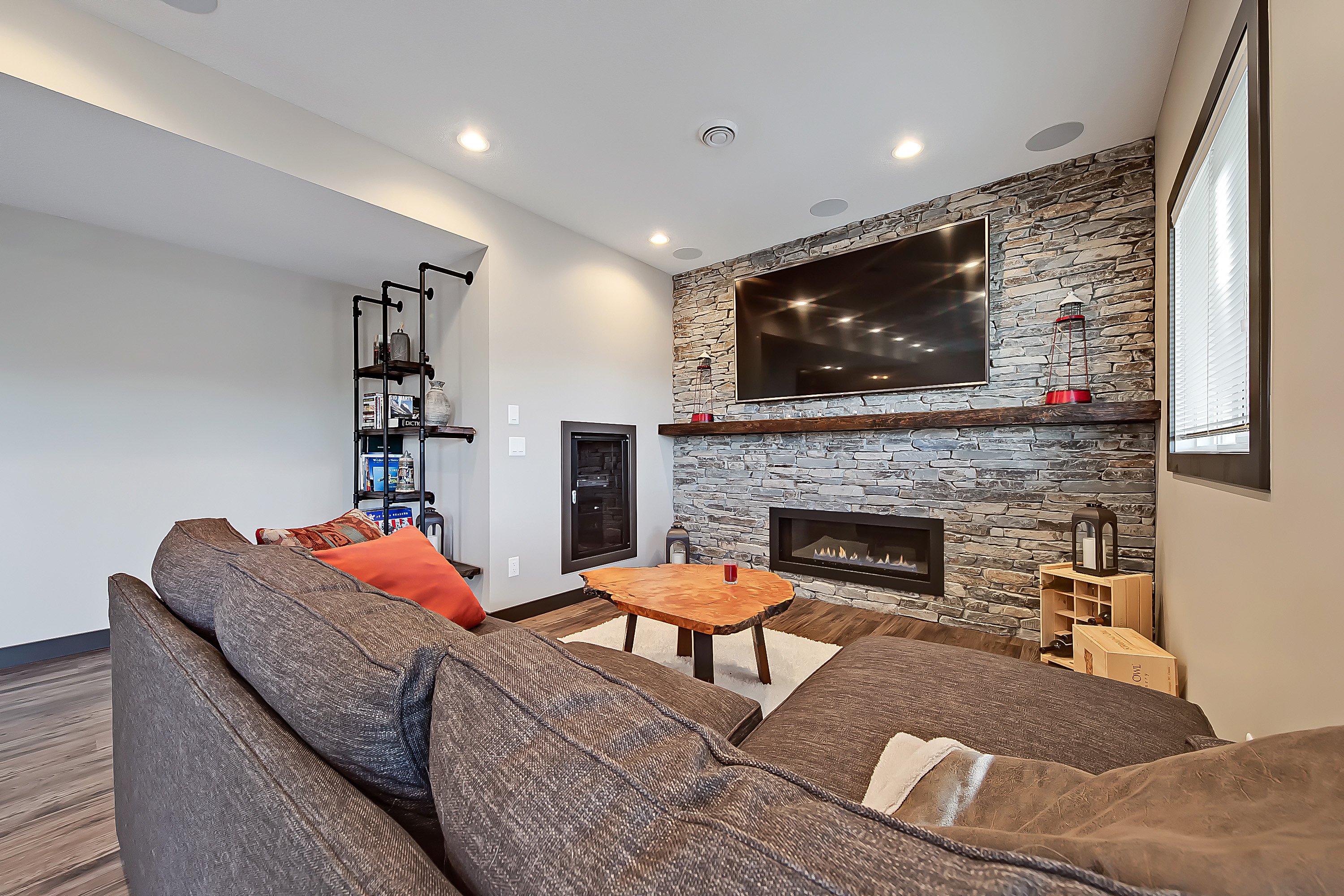 Crestridge Rise