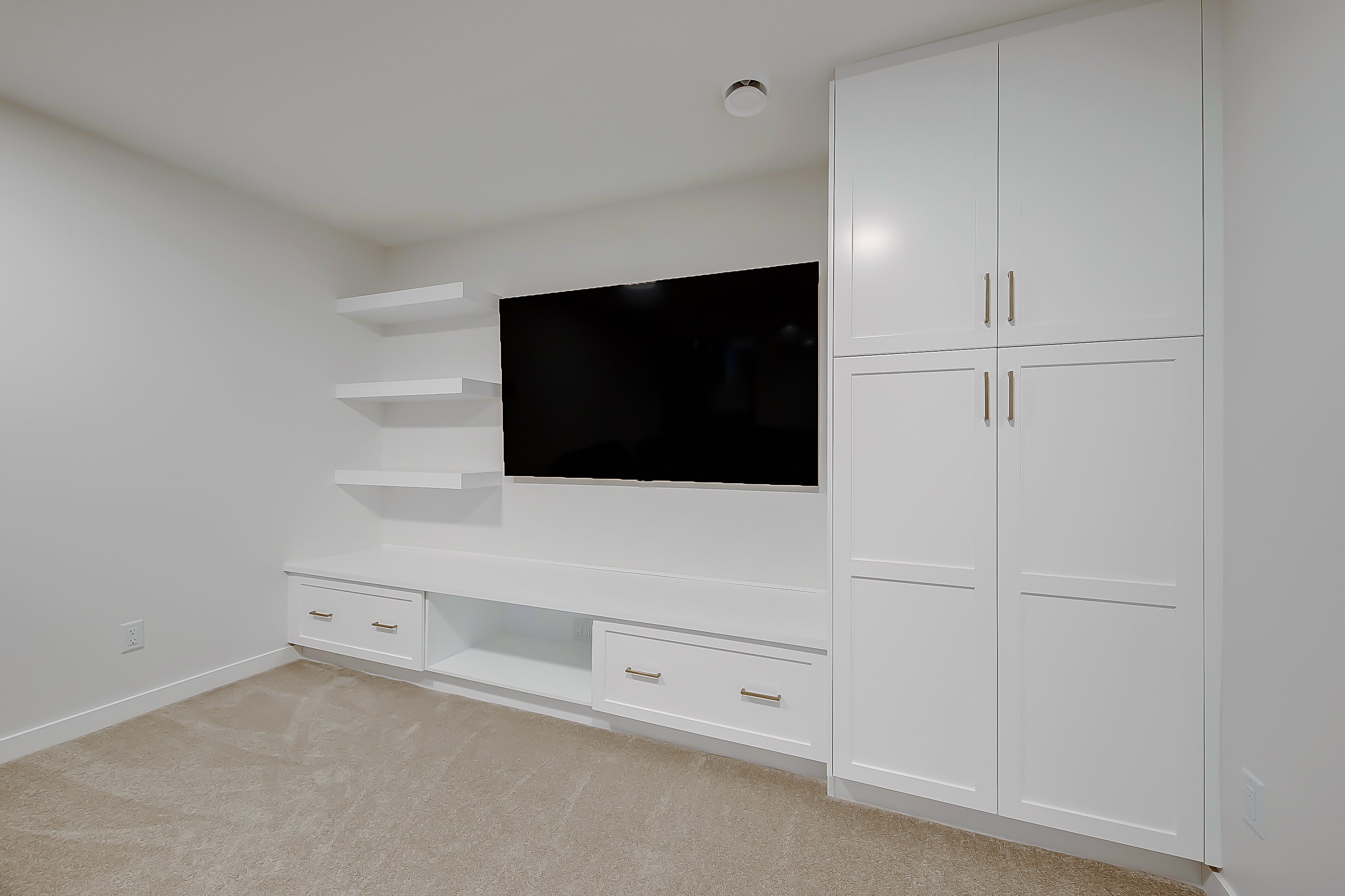 Cranberry Lane Basement Development 15 copy.jpeg