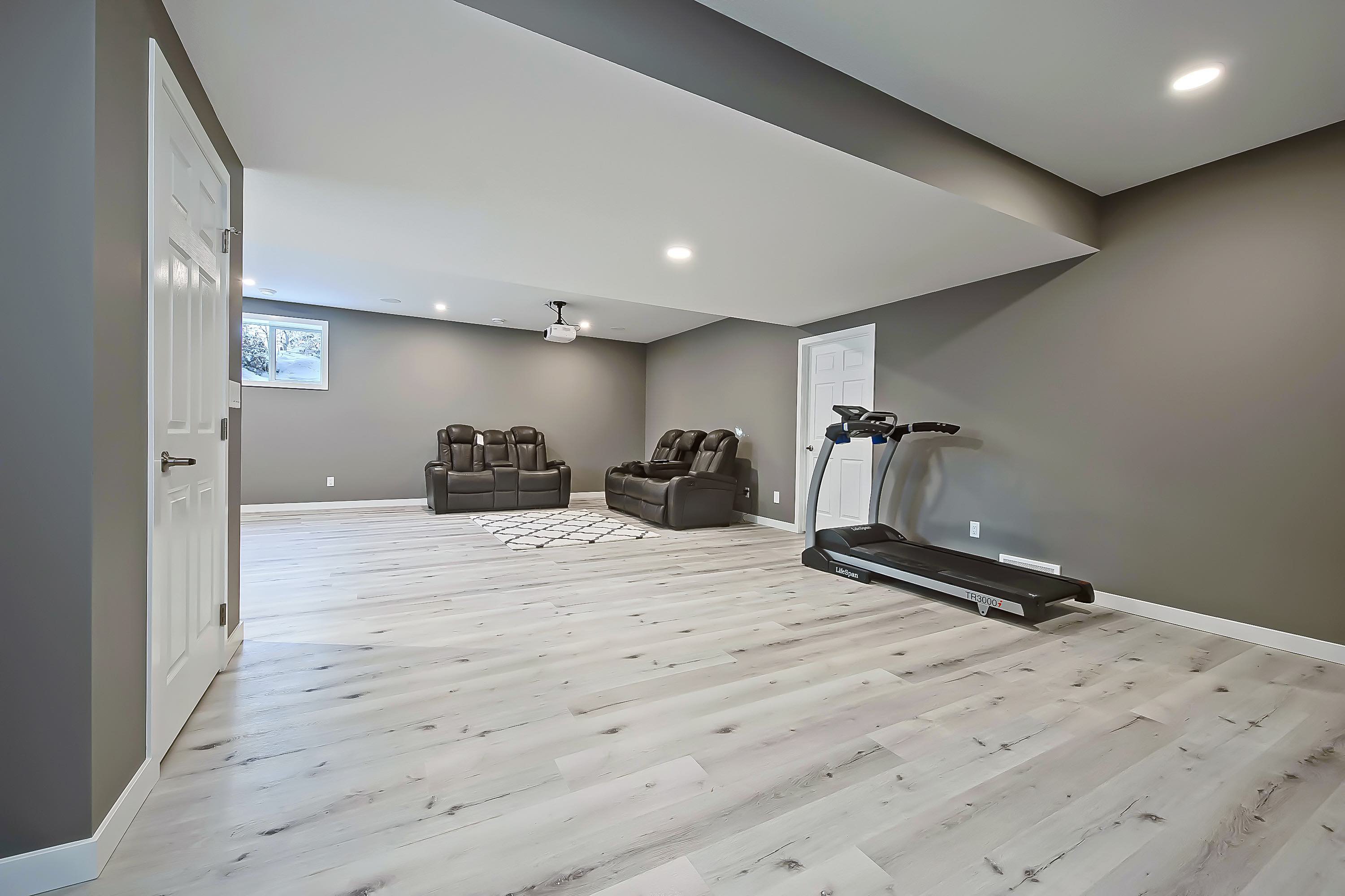 Flex Room
