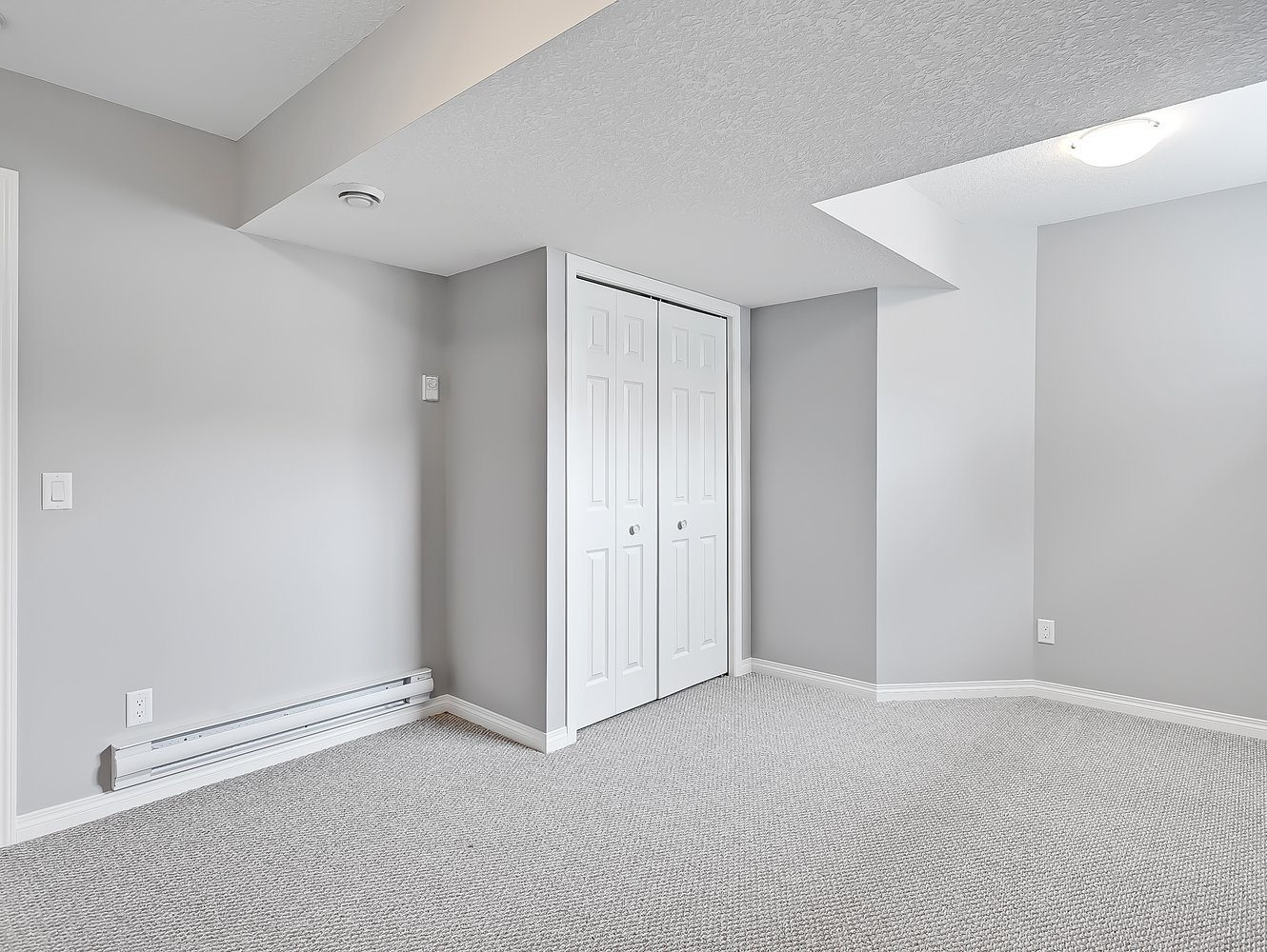 Basement Suite Calgary 16 copy.jpg