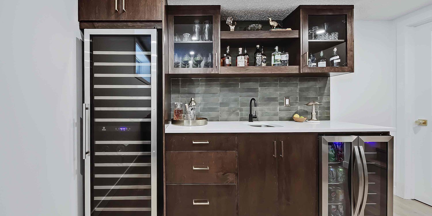 Basement Wetbar 17 copy.jpg
