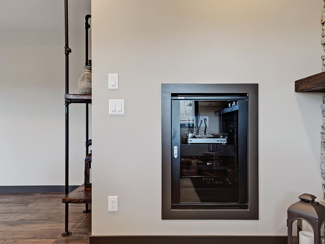 Crestmont Basement Development 17 copy.jpg
