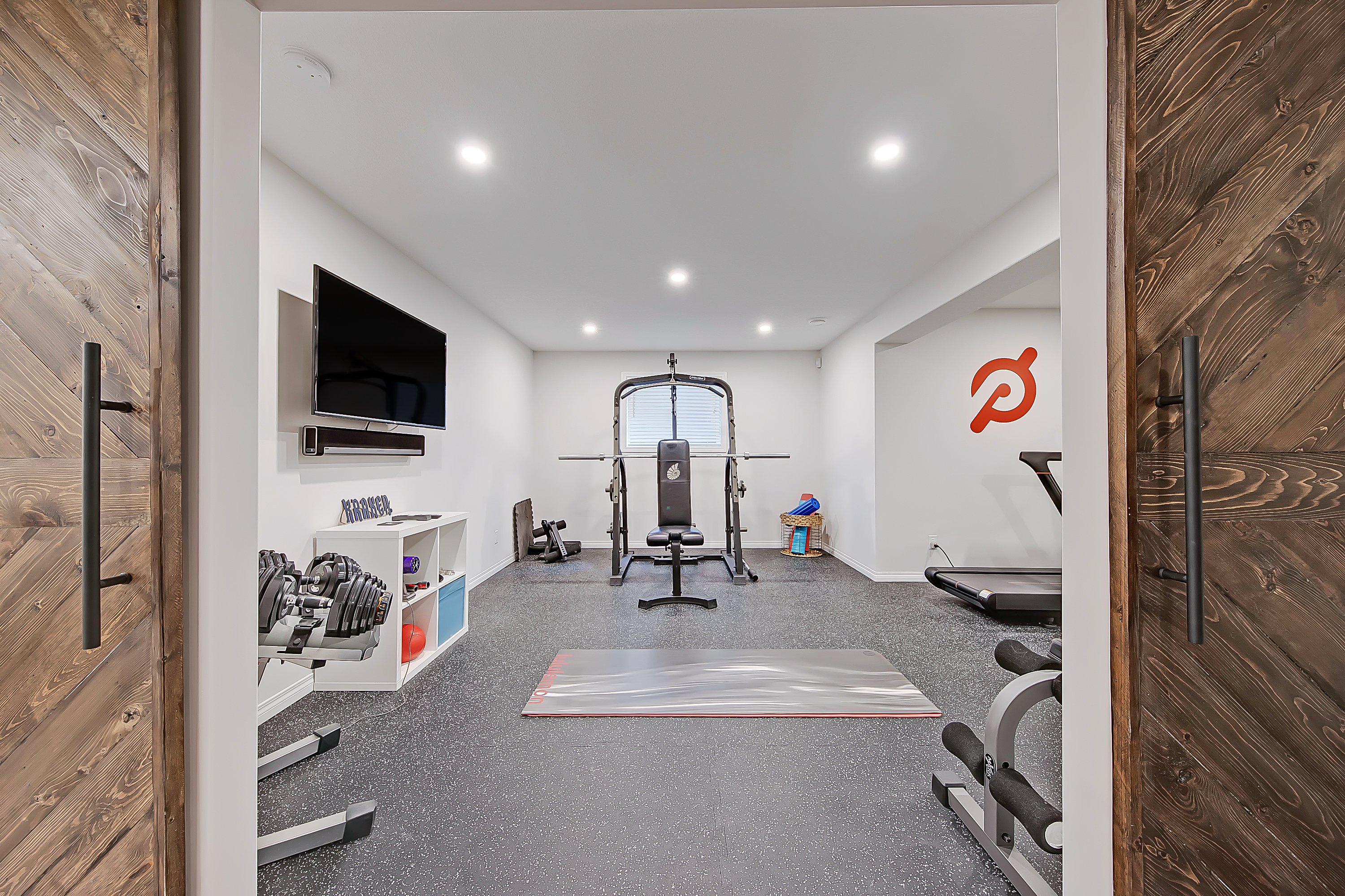 Basement gym 20 copy.jpeg