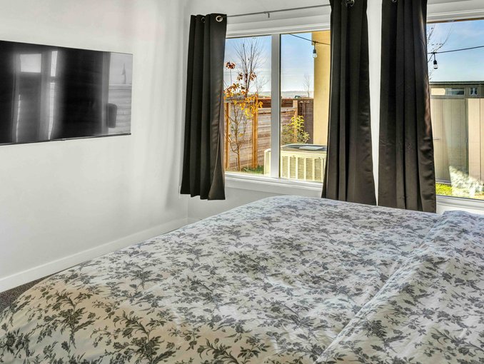 Seton Circle Legal Basement Suite Calgary 24.10.30-644seton-13