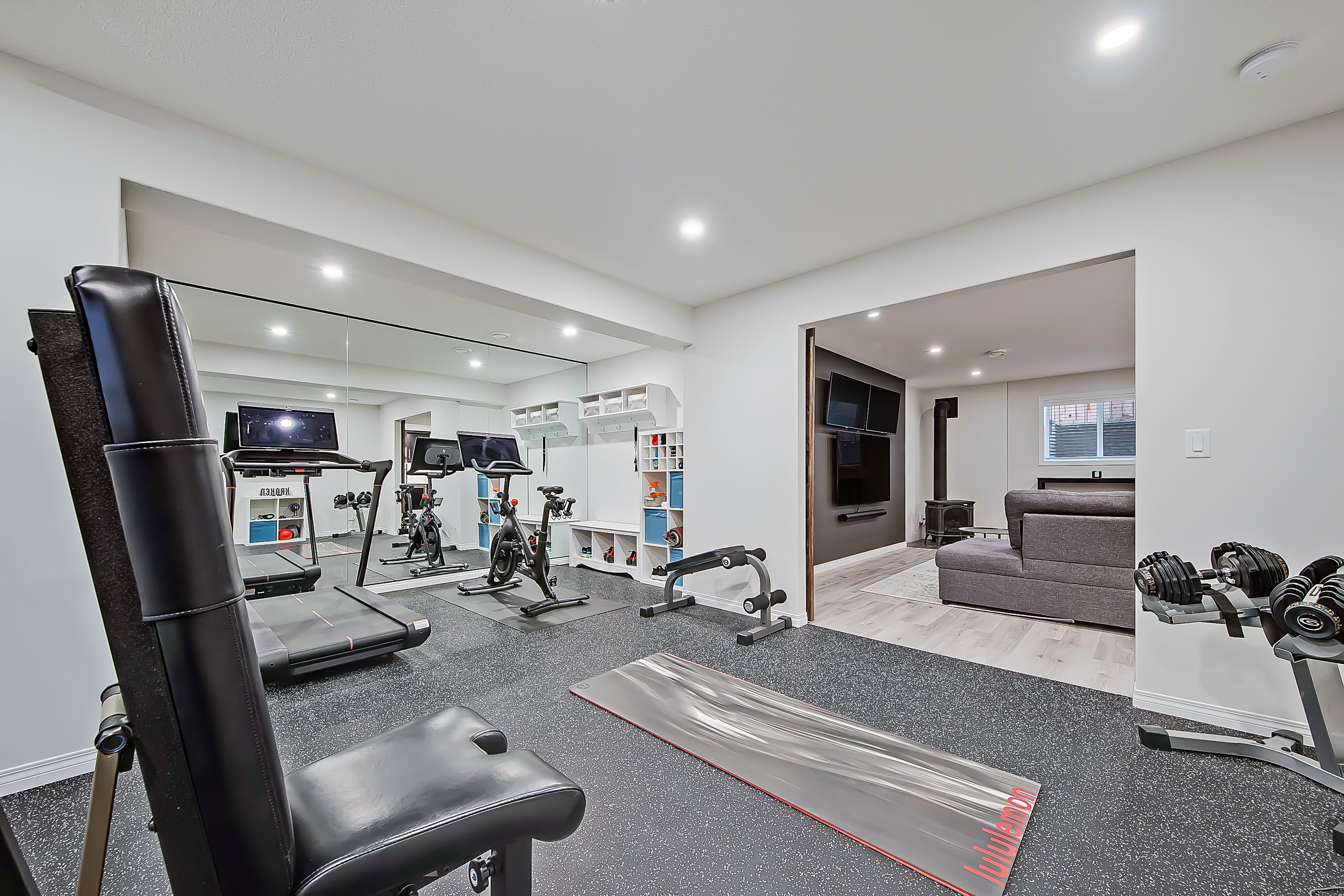 Basement gym 24 copy.jpeg
