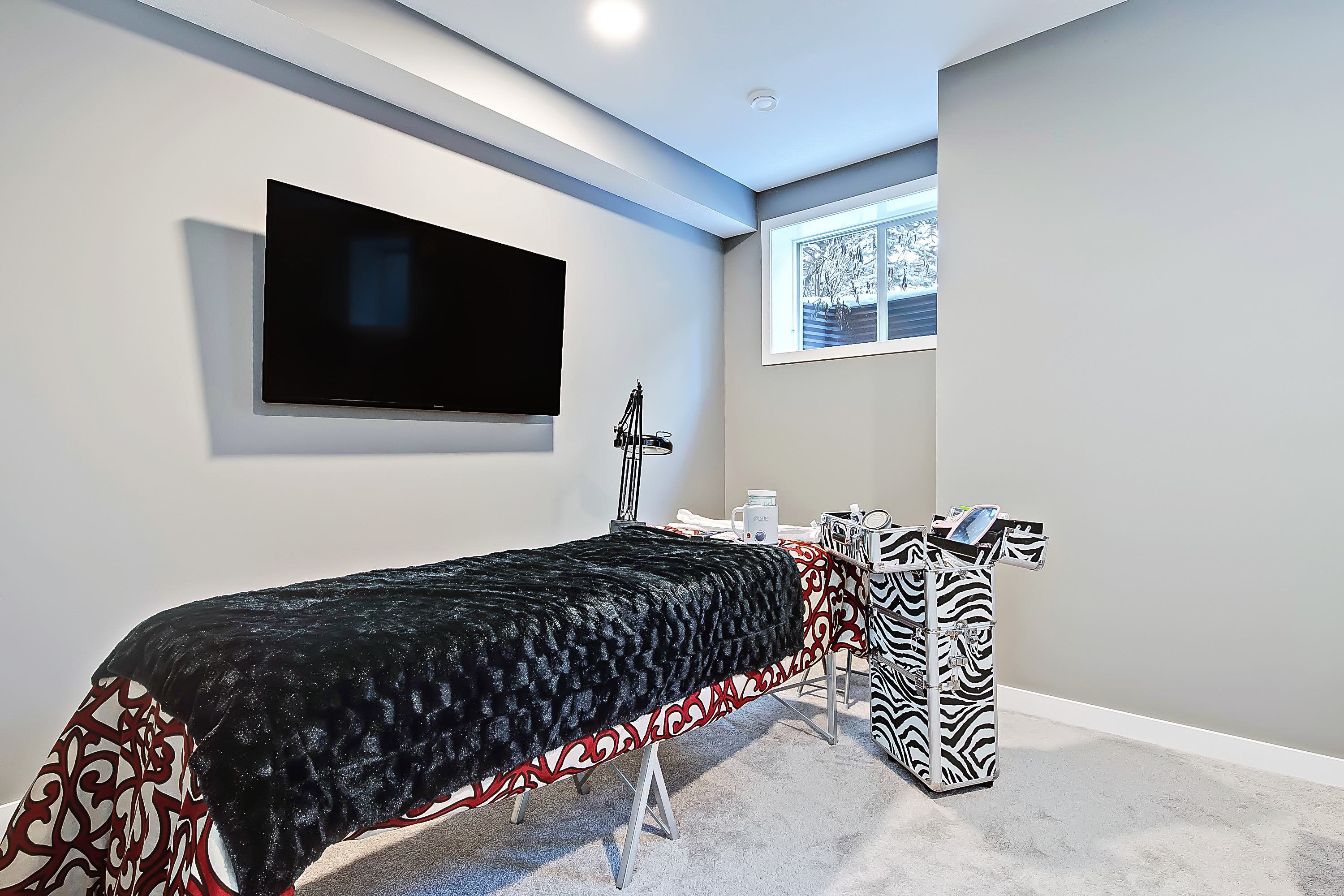 Flex Room