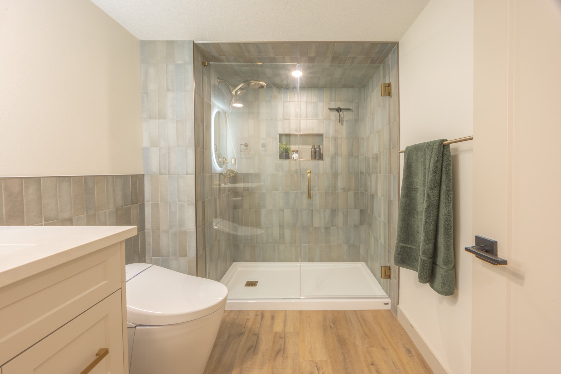 Elegant Basement Renovation 25.6.29-4760elgin-36