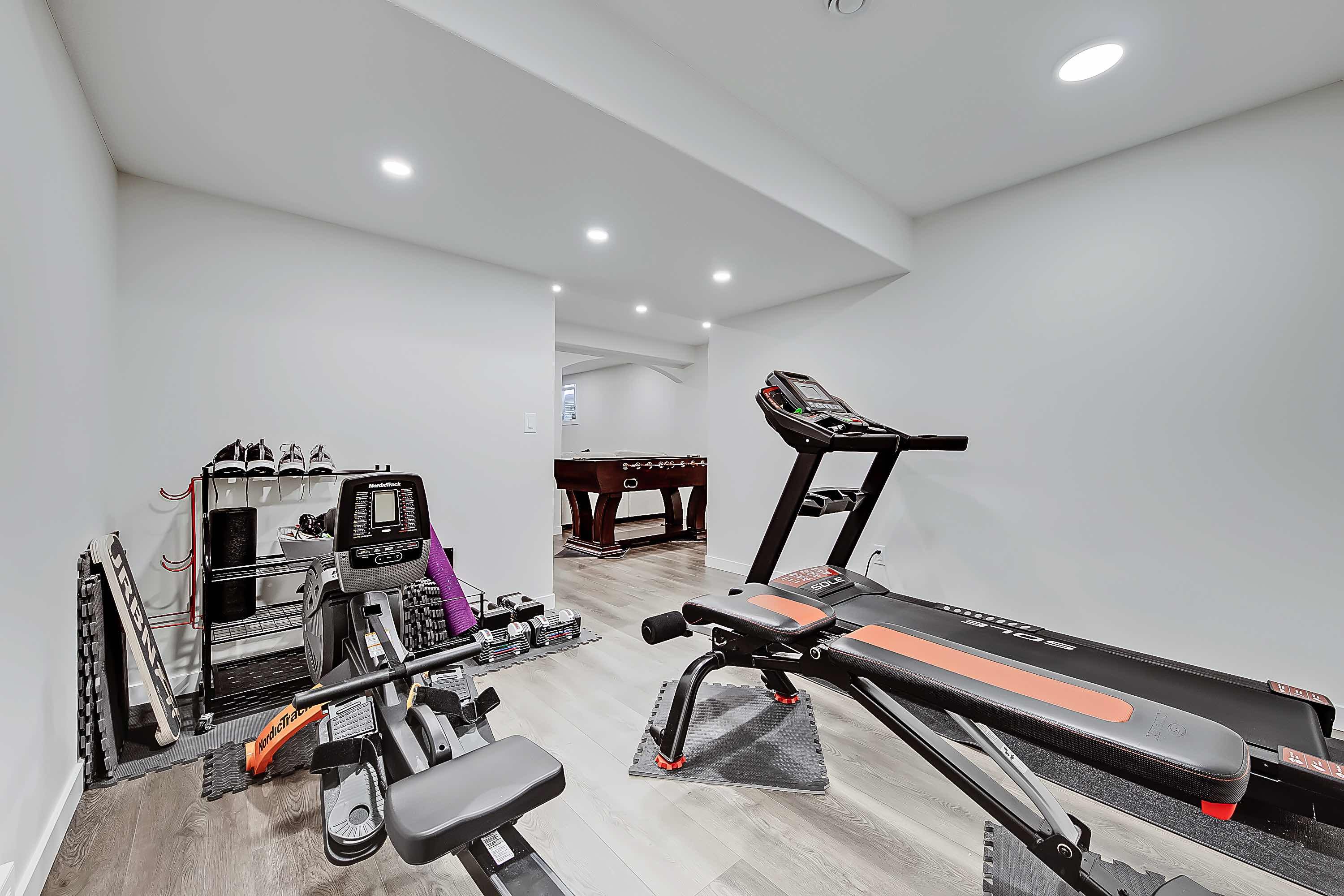 Basement development gym 25 copy.jpg