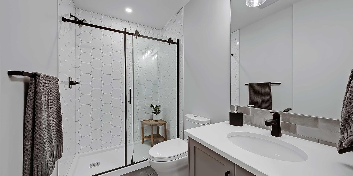 Basement Bathroom Shower 26 copy.jpg