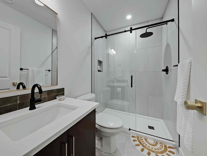 Basement Bathroom 26 copy.jpg