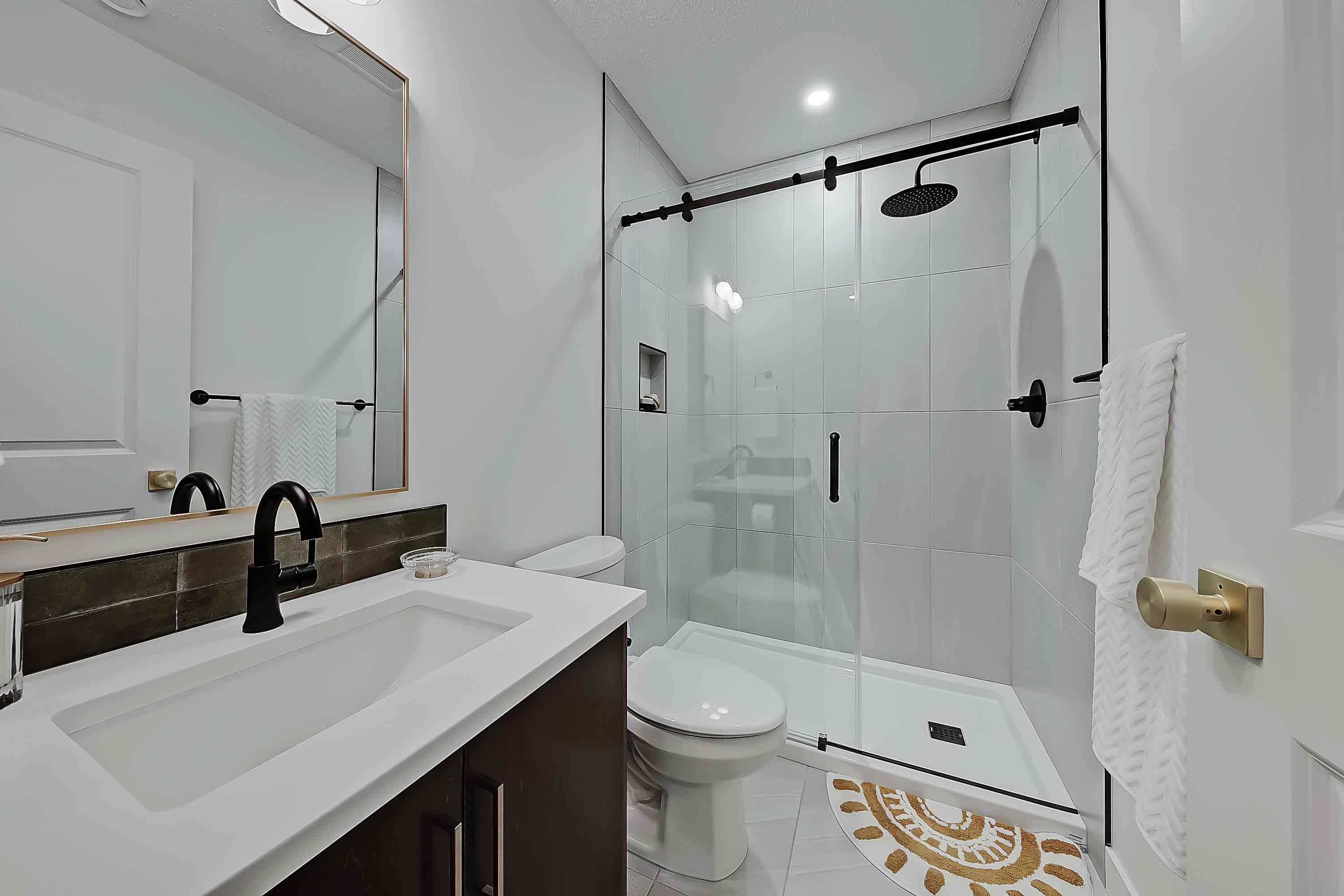 Basement Bathroom 26 copy.jpg