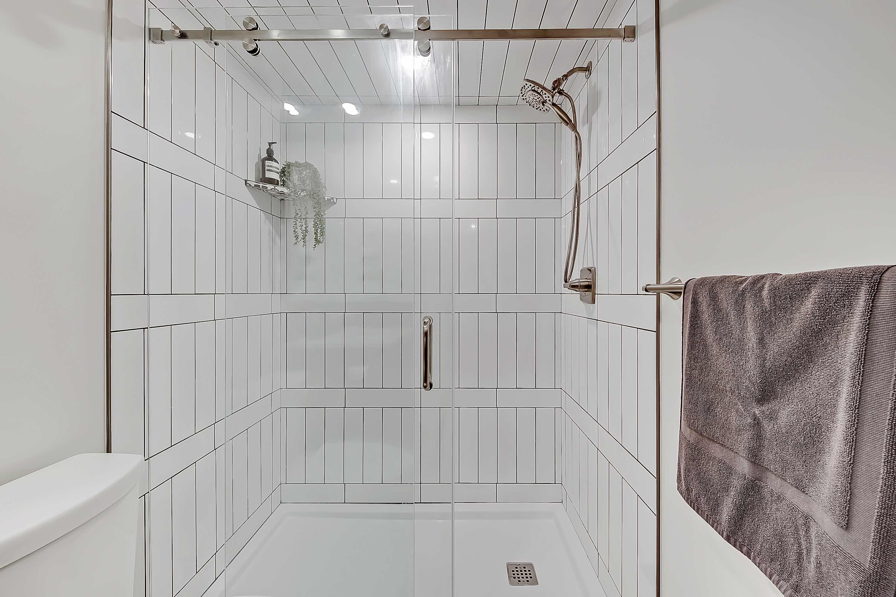 Basement bathroom shower 31 copy.jpg