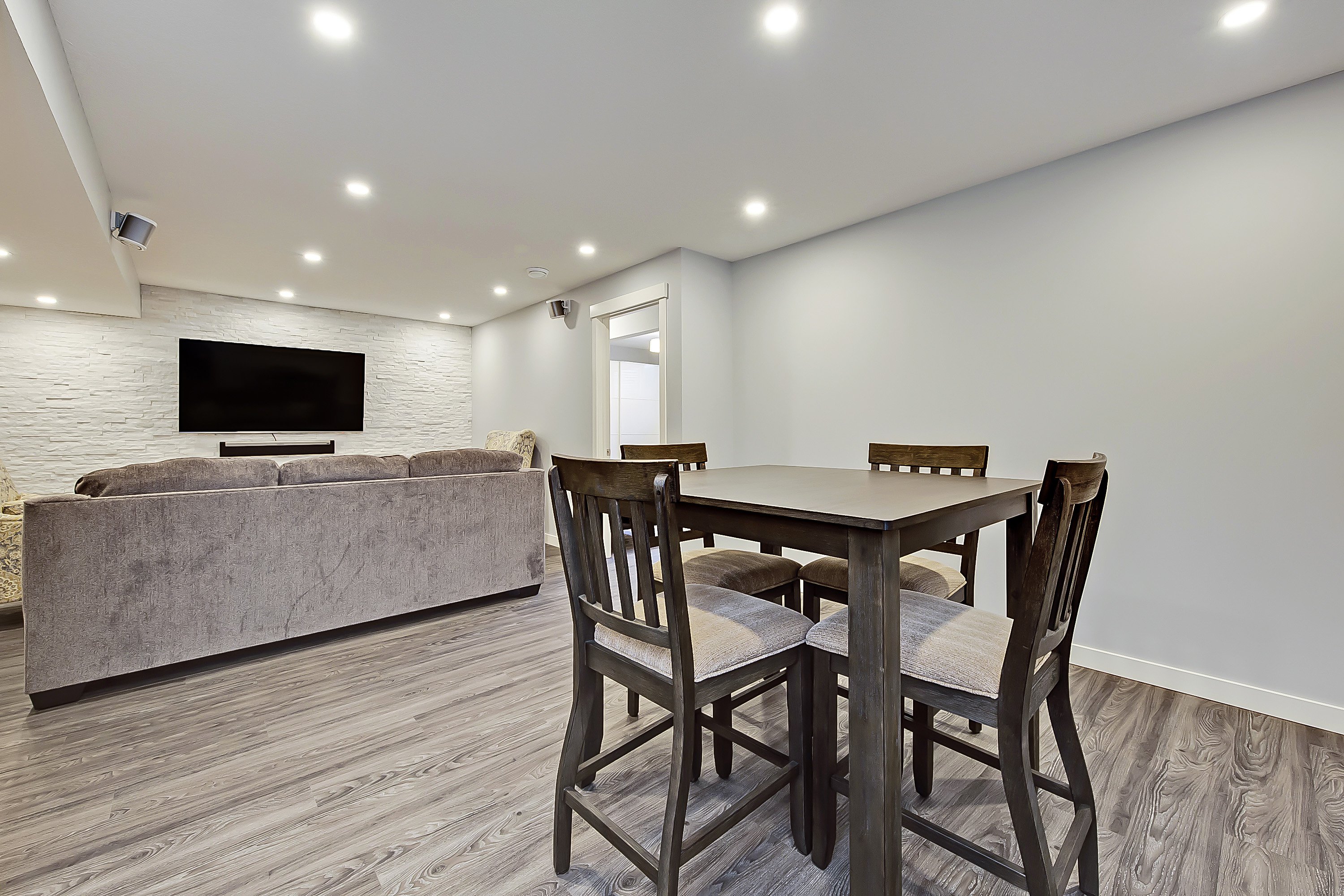 Auburn Bay Drive