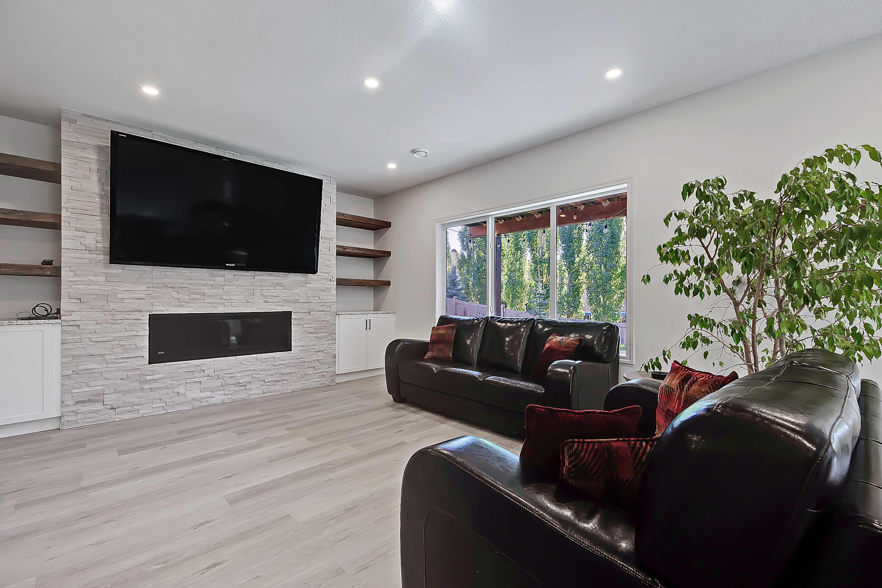 Basement Custom Biult-ins 4 copy.jpg