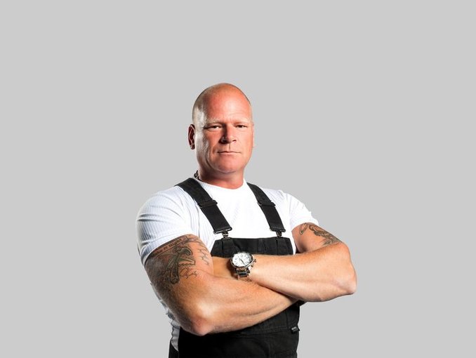 Mike-Holmes_Aa4TZF5.max-800x600