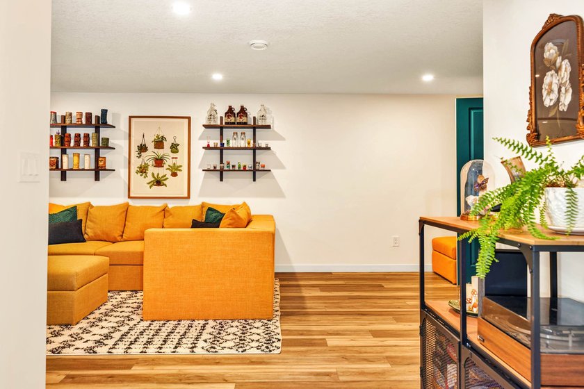 Stunning Basement renovation - resize_24.10.28-2155mackid-7