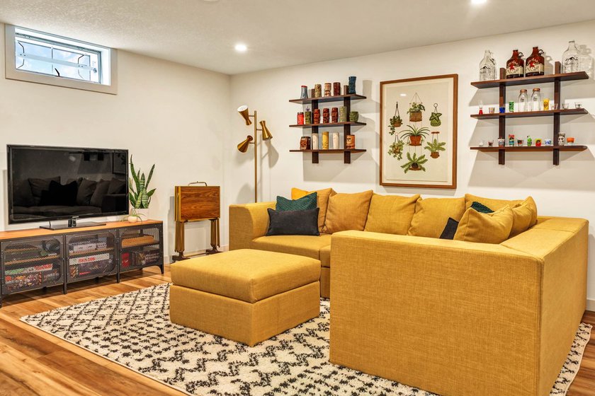 Stunning Basement renovation - resize_24.10.28-2155mackid-8