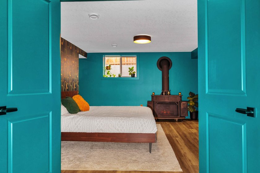Stunning Basement renovation - resize_24.10.28-2155mackid-9